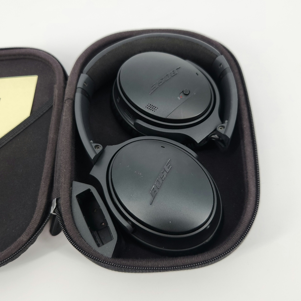 Bose QuietComfort 35 Wireless Noise Cancelling Headphones Blac + Case #11